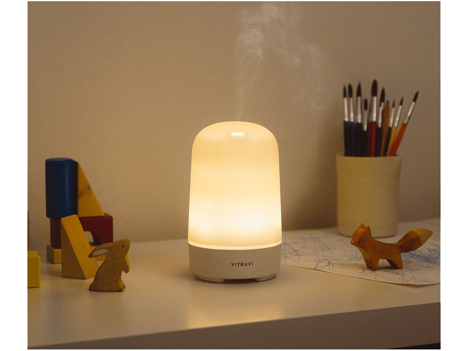 Vitruvi Glow Diffuser and Essential Oils Bundle Set