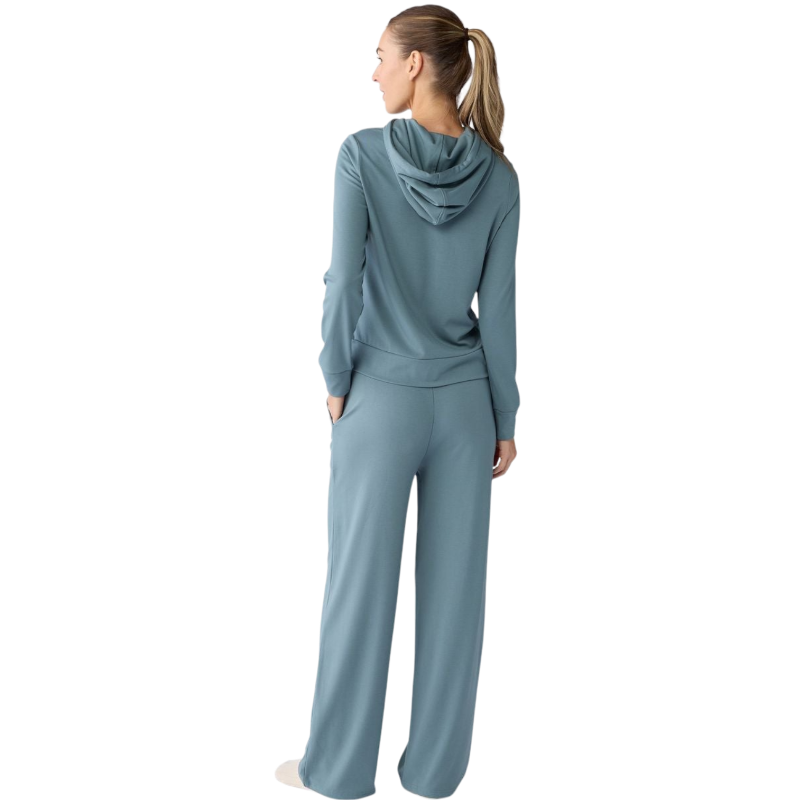 Cozy Earth Women's Ultra-Soft Bamboo Hoodie