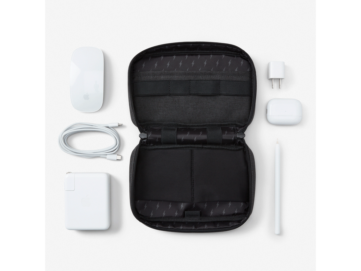 Halfday Travel The Sidekick Tech Kit