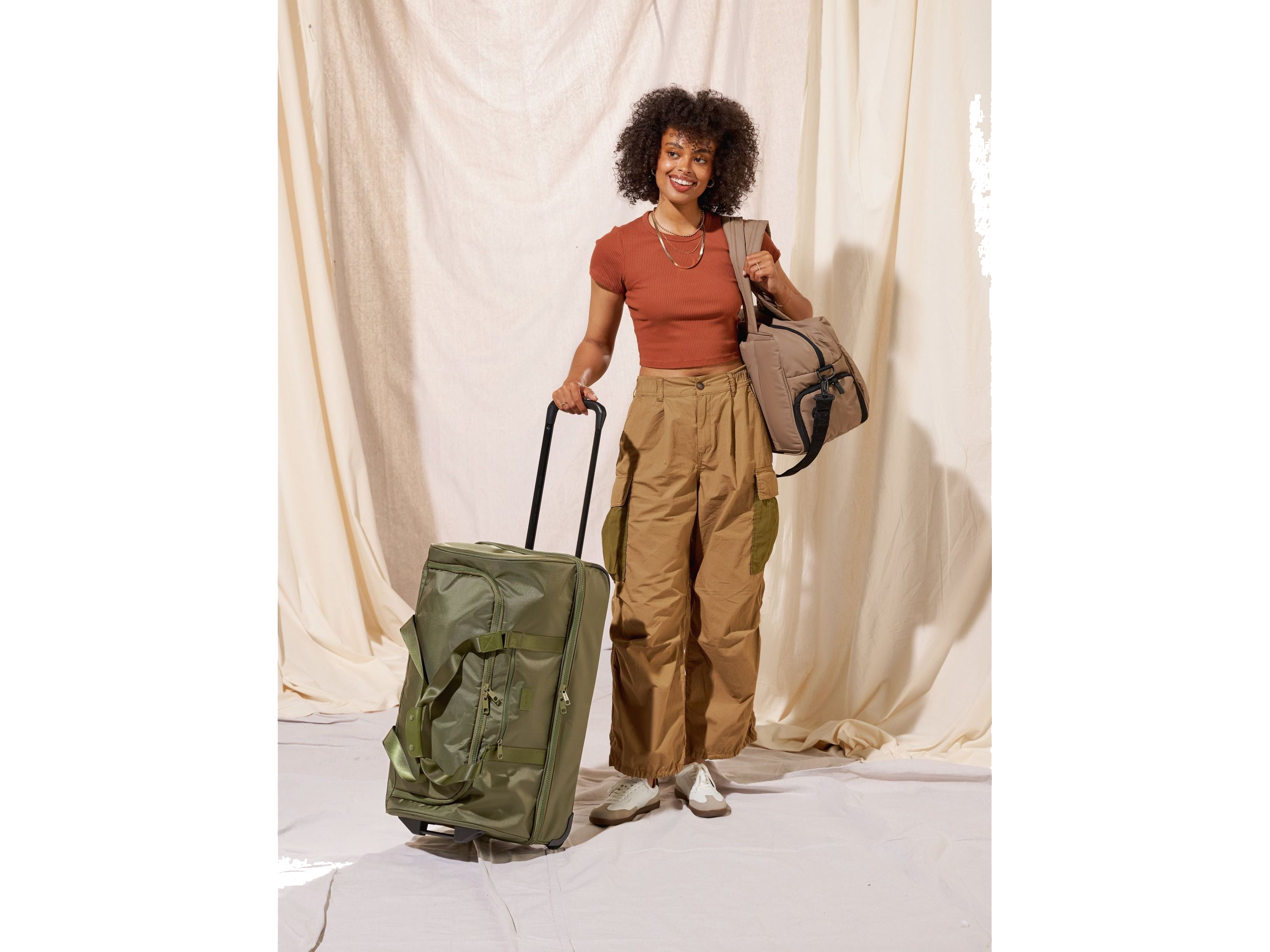 Calpak Stevyn Large Rolling Duffel