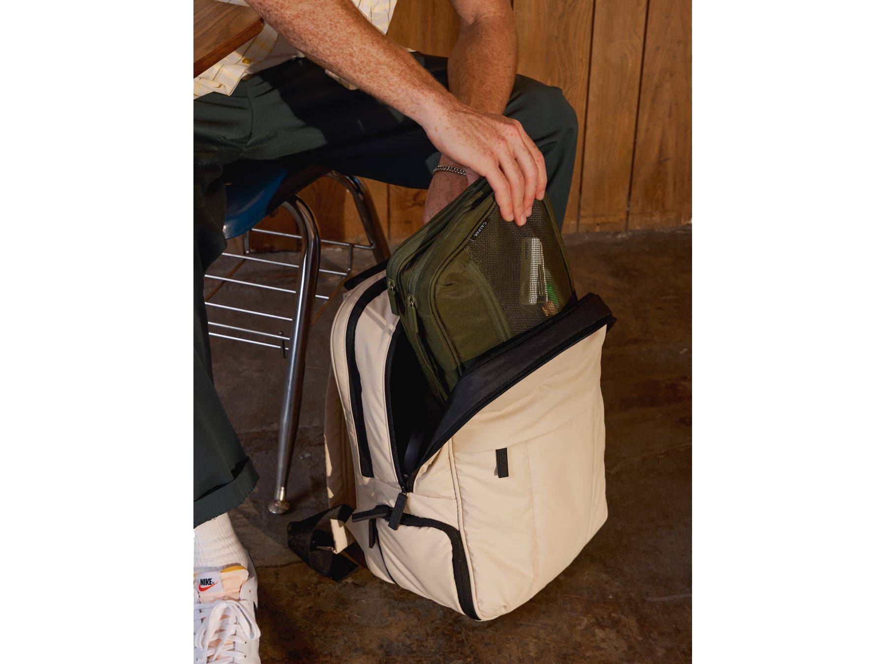 Calpak Tablet Tech Organizer