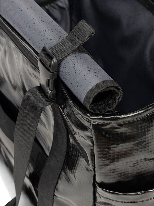 Calpak Terra 35L Water Resistant Zippered Tote Bag in Blossom