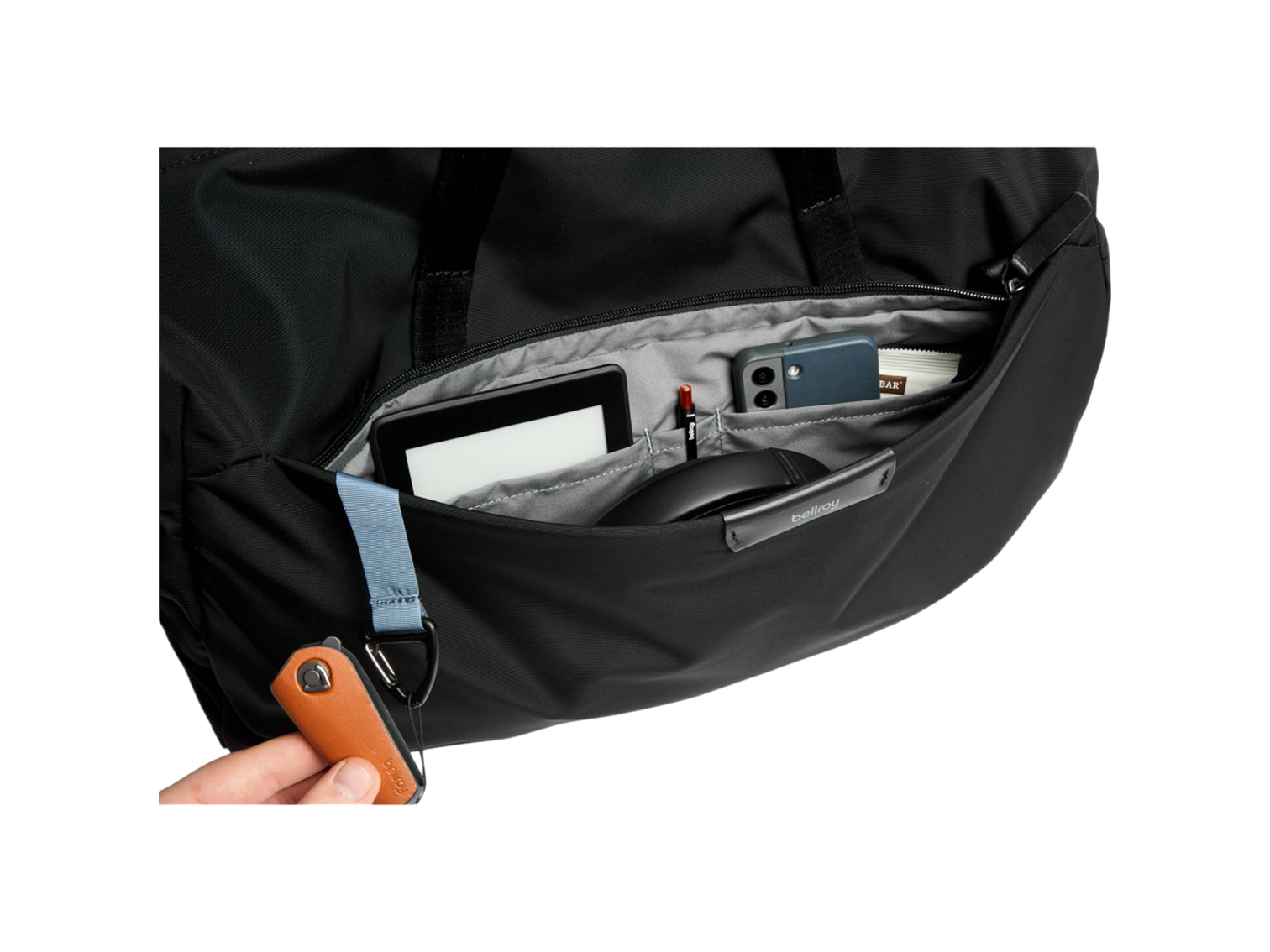Bellroy Classic Weekender 45L Duffle Bag - Black - Weekender Duffel Bags