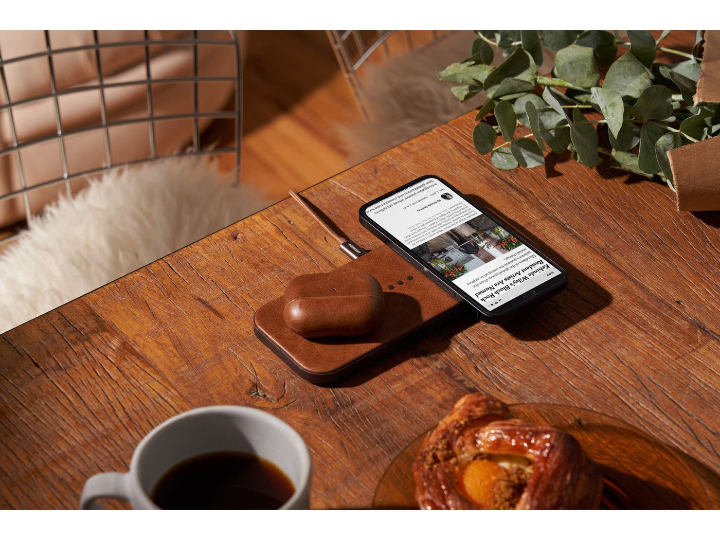 Courant Classics Catch: 2 - Charging Pads