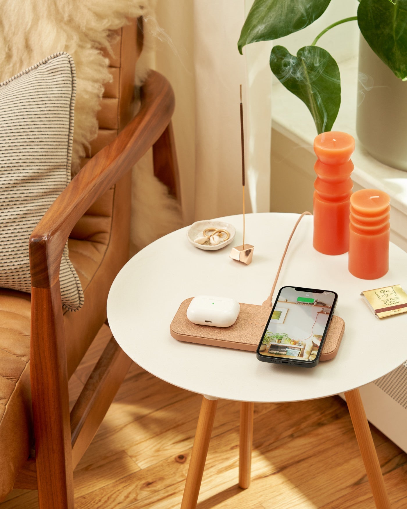 Courant Essentials Catch: 2 - Charging Pads