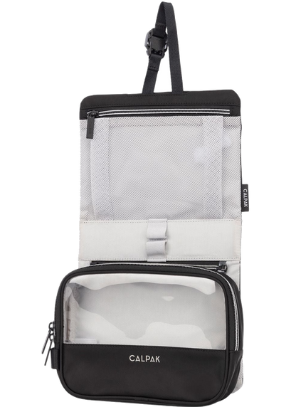 Fit Hanging Dopp Kit