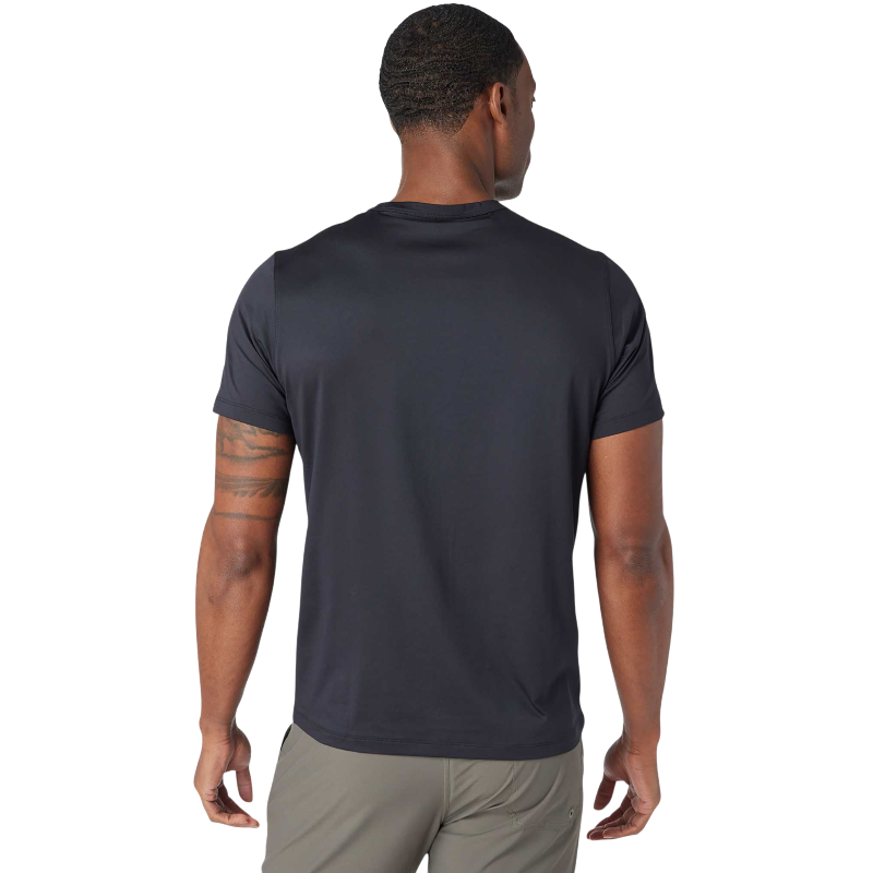 Men's Greatness Wins Core Tech Tee