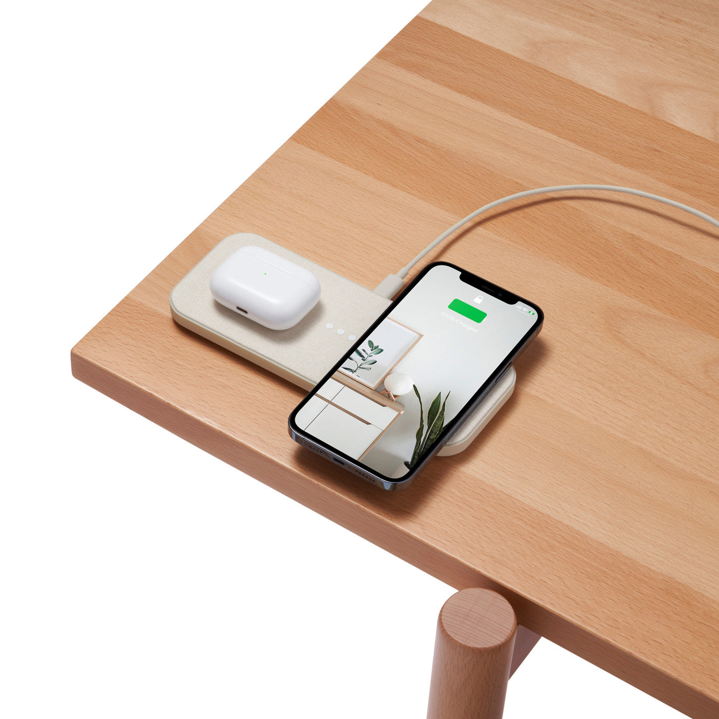 Courant Essentials Catch: 2 - Charging Pads