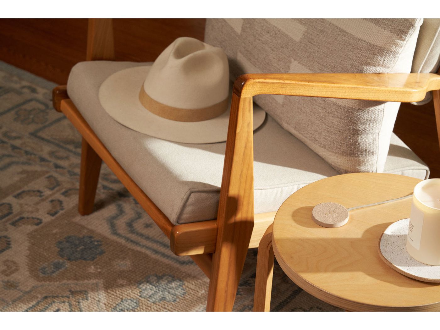 Courant MAG 1: Essentials - Natural - Charging Pads