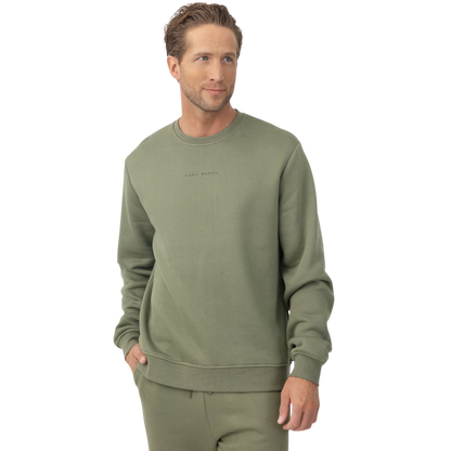 Man wearing Juniper cityscape crewneck with white background |Color:Juniper