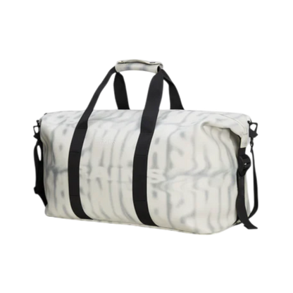 RAINS Hilo Weekend Bag Spray