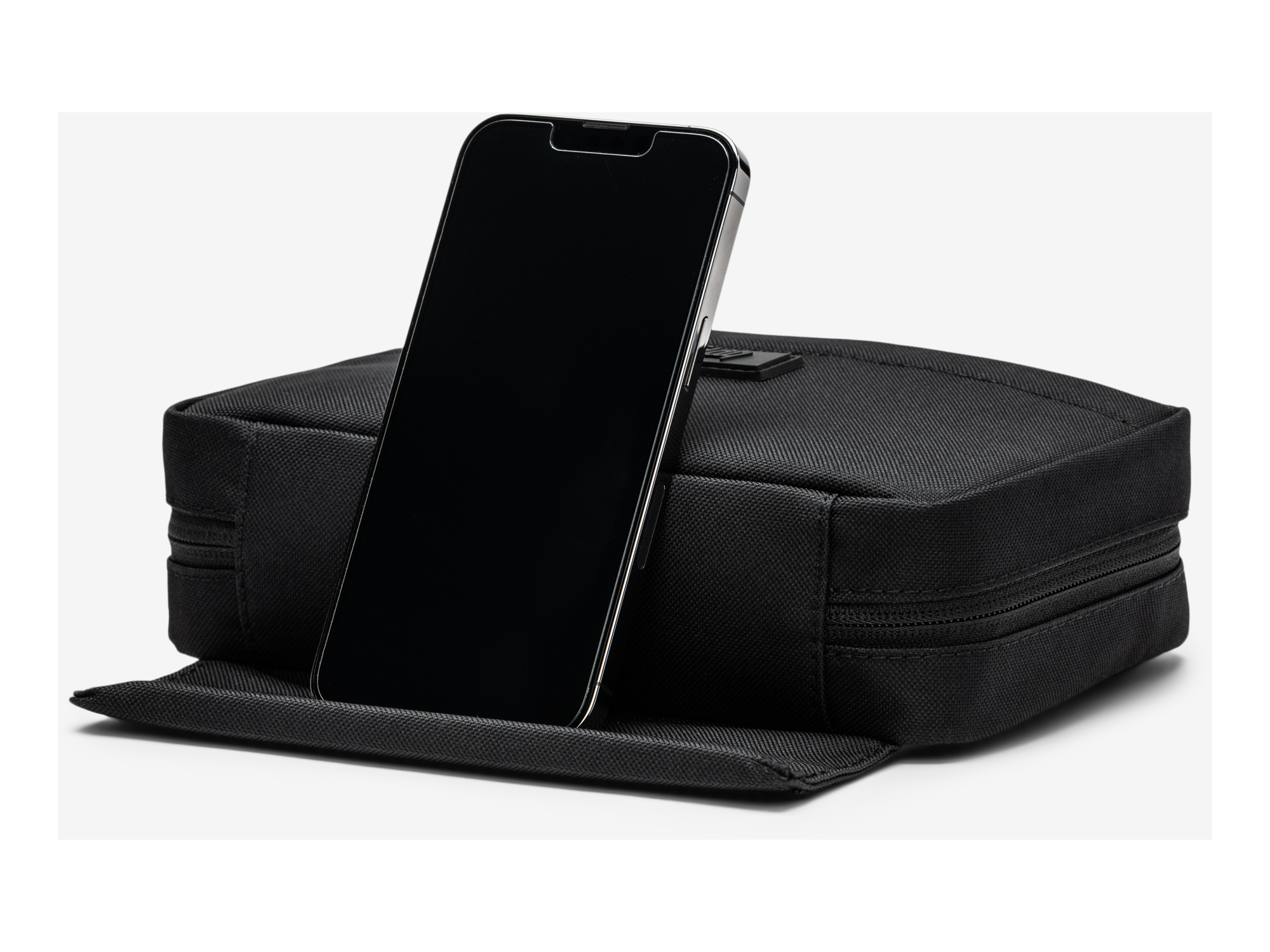 Halfday Travel The Sidekick Tech Kit