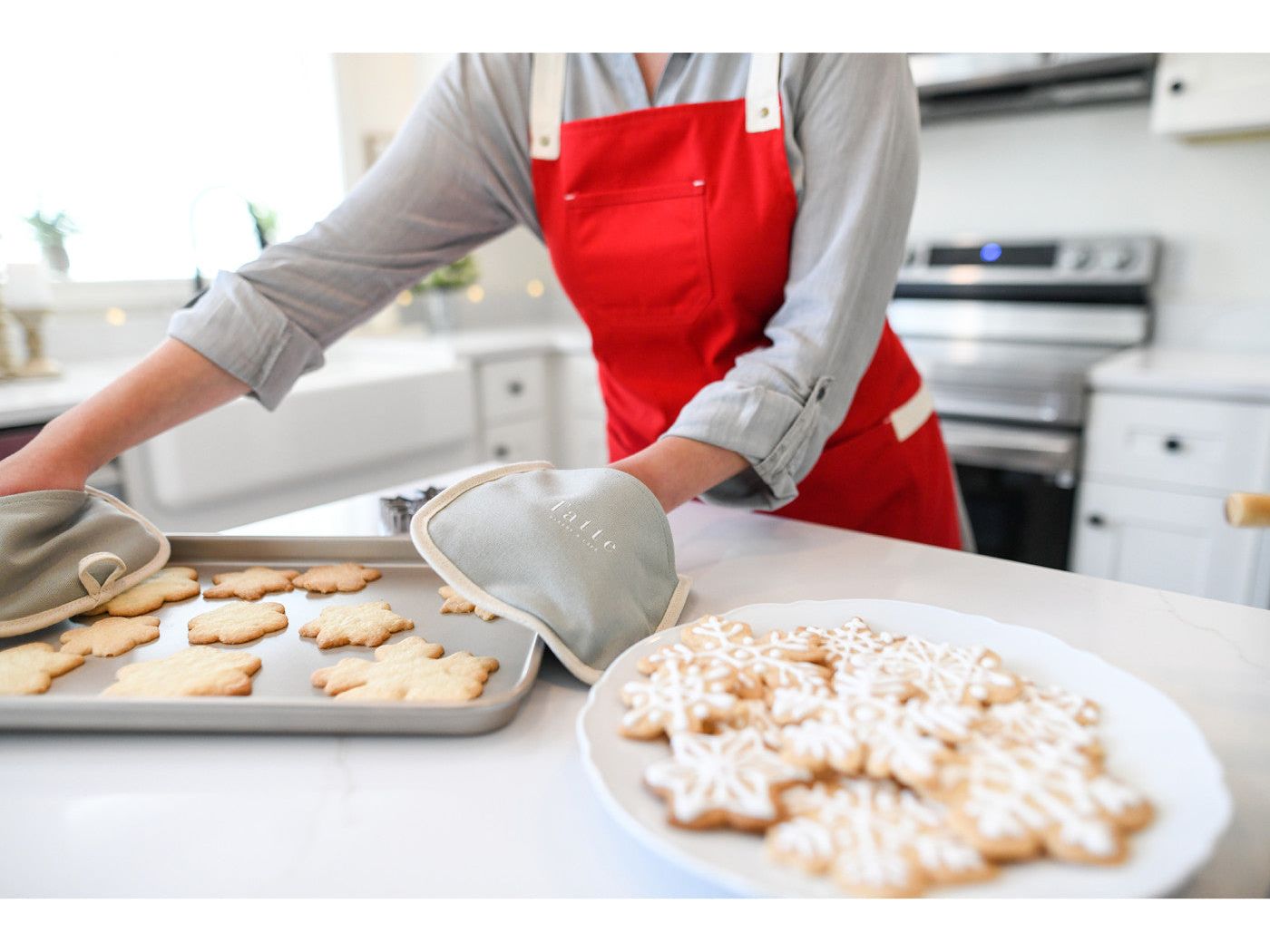 La Cuisine Prep Apron - Aprons