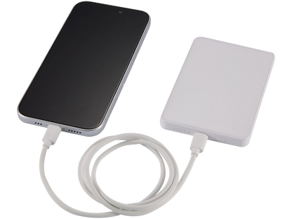 MI Power 5000 mAh MagClick™ 15W Wireless Power Bank - White - Wireless Power Banks